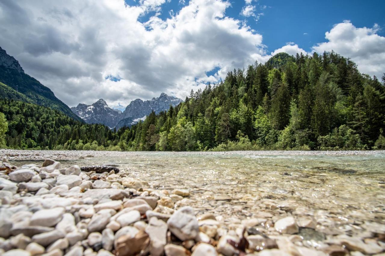 Apartment Spica - Private Parking Kranjska Gora Bagian luar foto